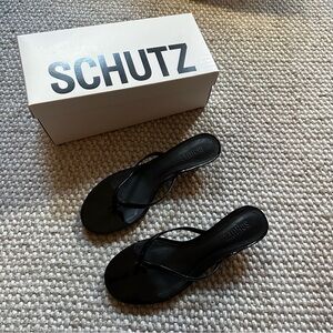 NEW WITH BOX Schutz Carolyn Flip-Flop Heel Sandals